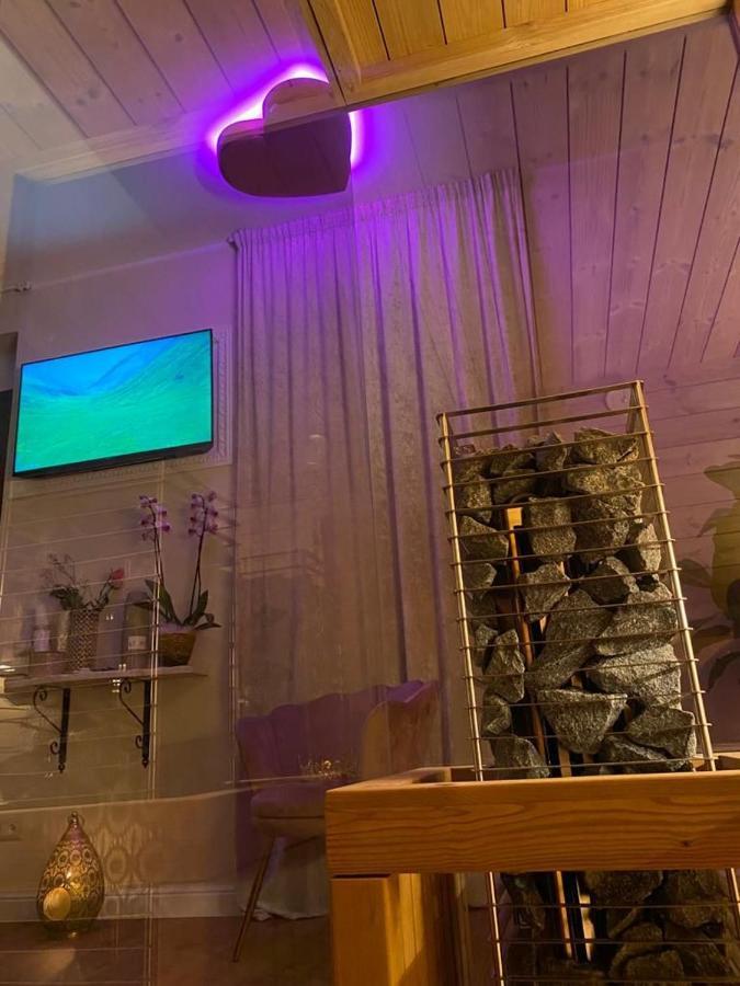 Love Space Sensory Spa & Relax Suite Santa Maria delle Mole Экстерьер фото
