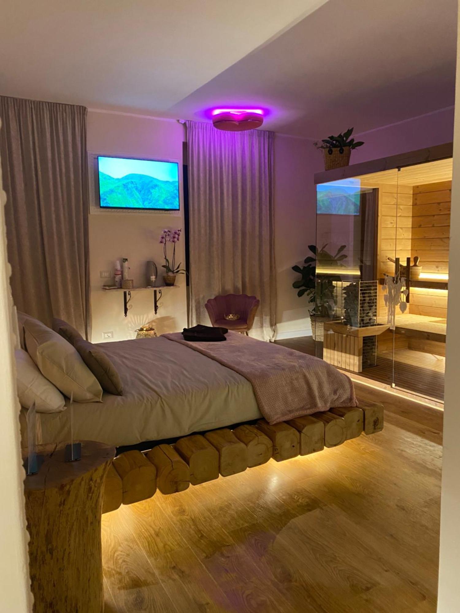 Love Space Sensory Spa & Relax Suite Santa Maria delle Mole Экстерьер фото